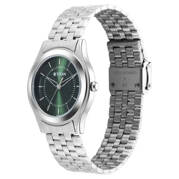 Titan Karishma Zing Quartz 1648SM01 Analog Green Dial Stainless Steel Strap Watch for MenTitan Karishma Zing Quartz 1648SM01 Analog Green Dial Stainless Steel Strap Watch for Men